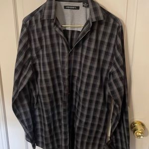 Men’s shirt.  Medium